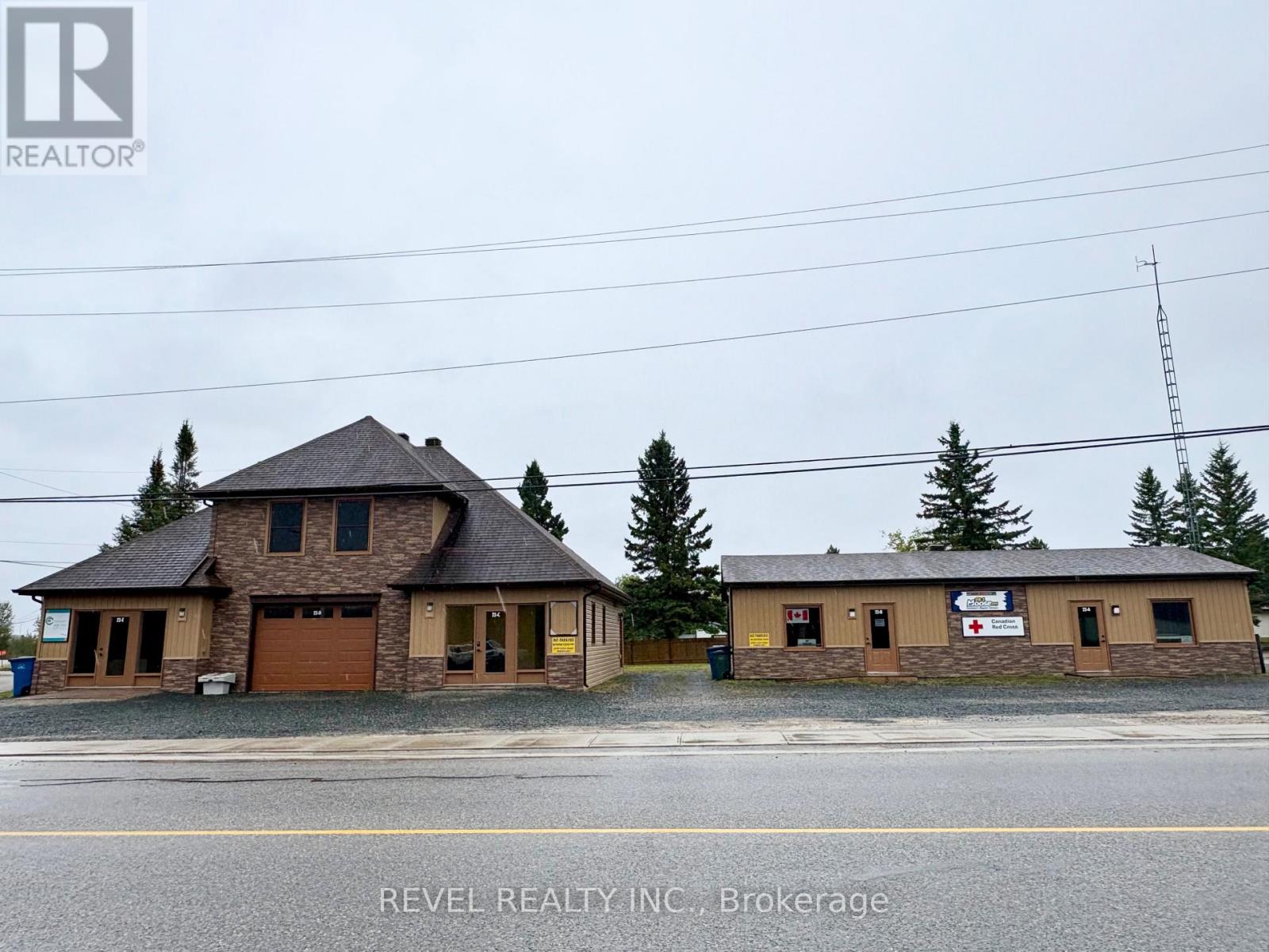 22 Fifth Avenue Property Photo 1