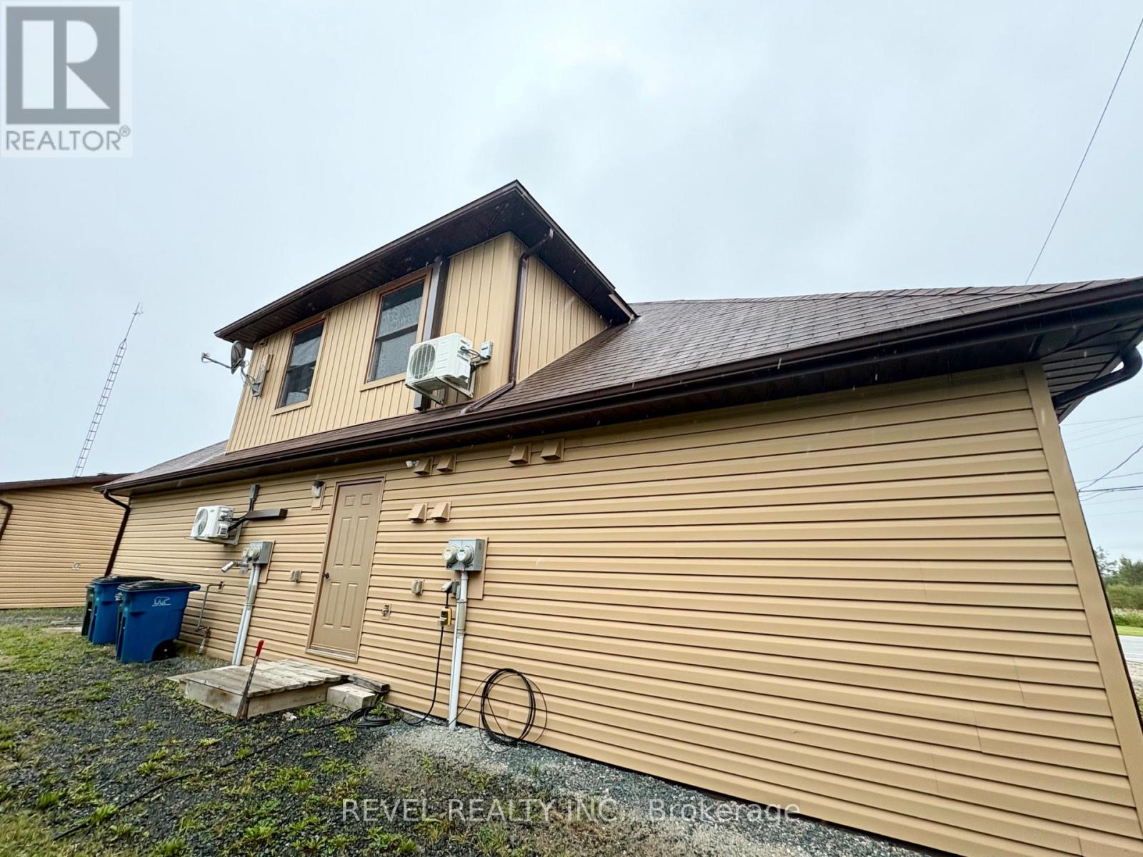 22 Fifth Avenue Property Photo 33