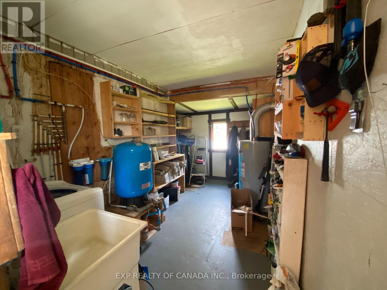 2726 On-579 Property Photo 7