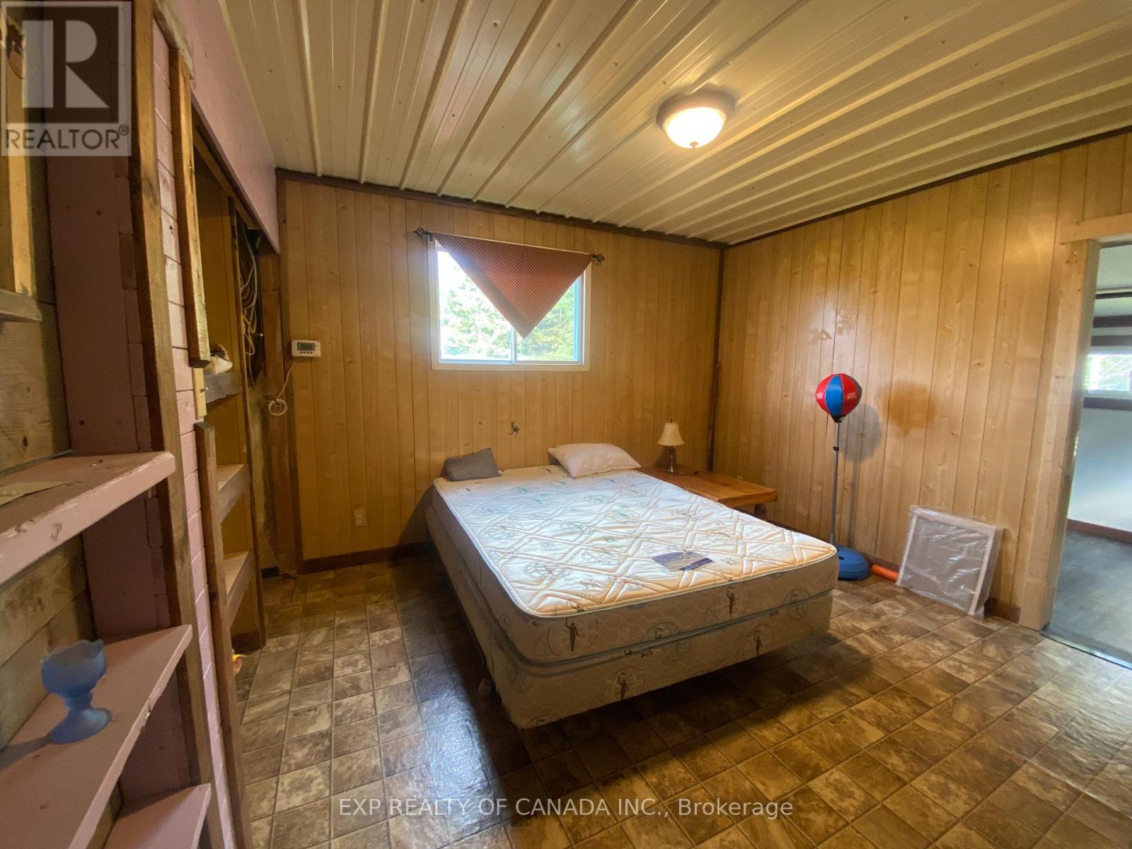 2726 On-579 Property Photo 9