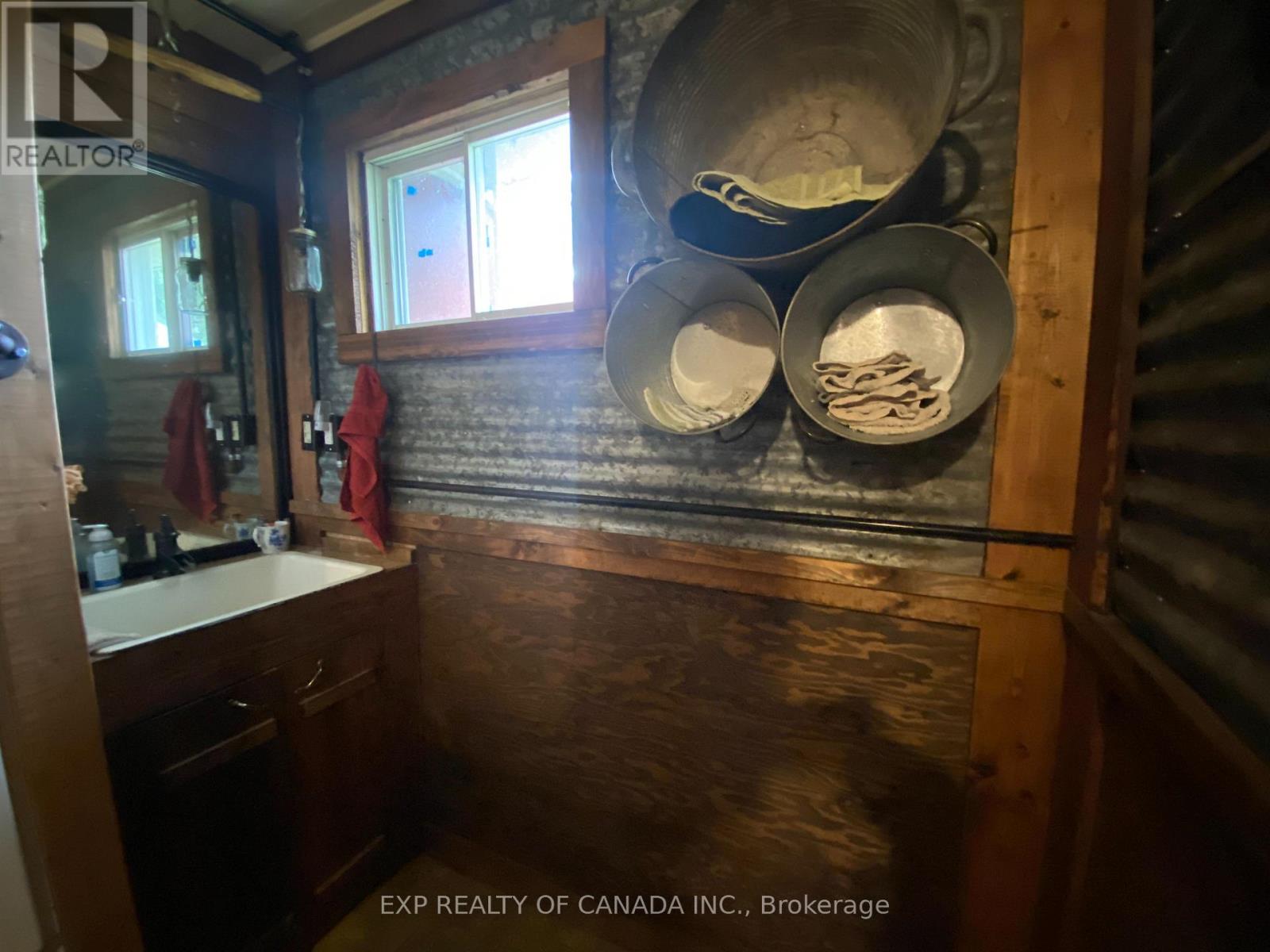 2726 On-579 Property Photo 15