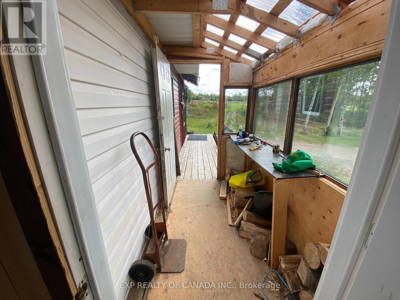 2726 On-579 Property Photo 18