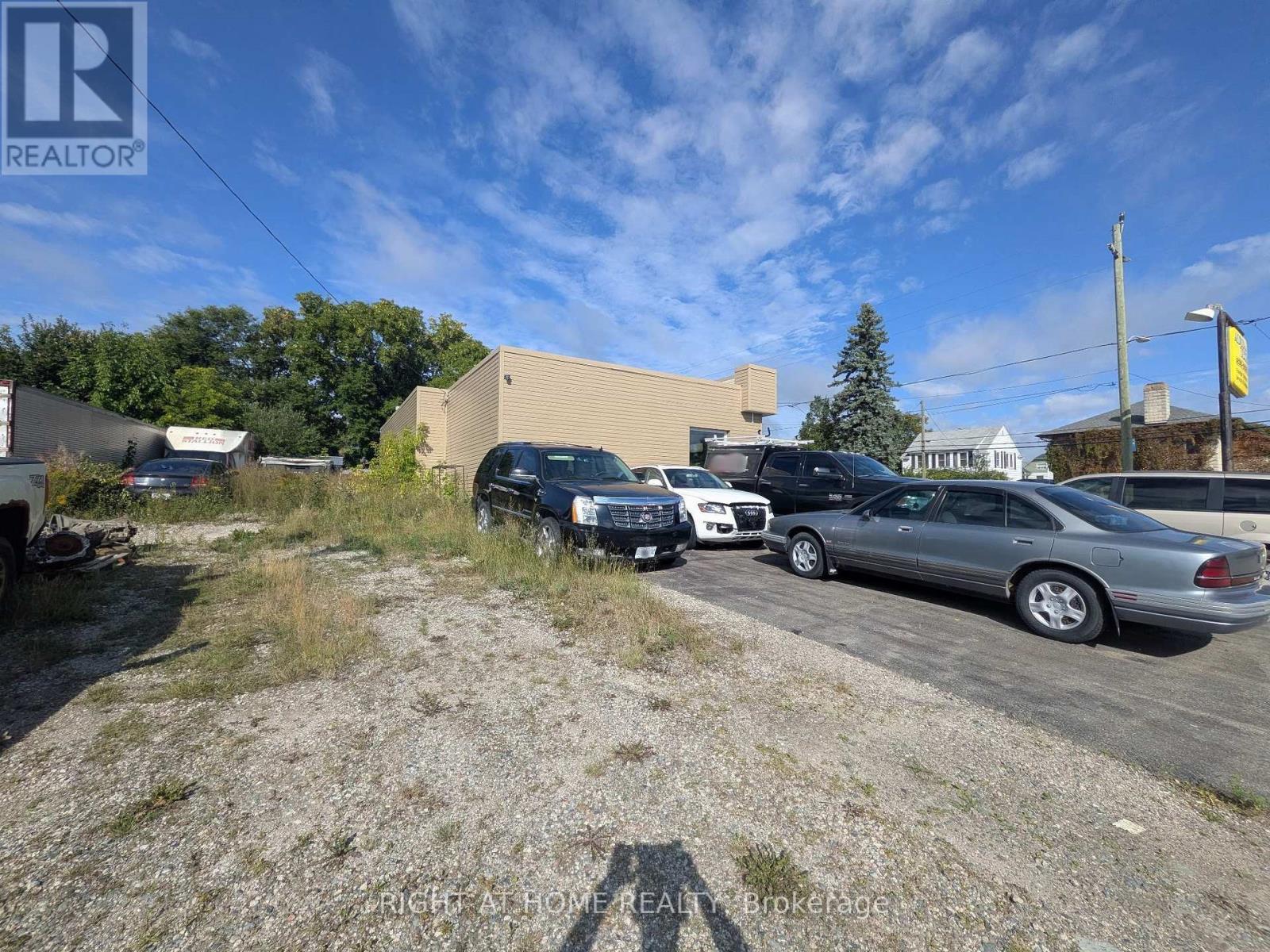 39 Bruce Avenue Property Photo 4