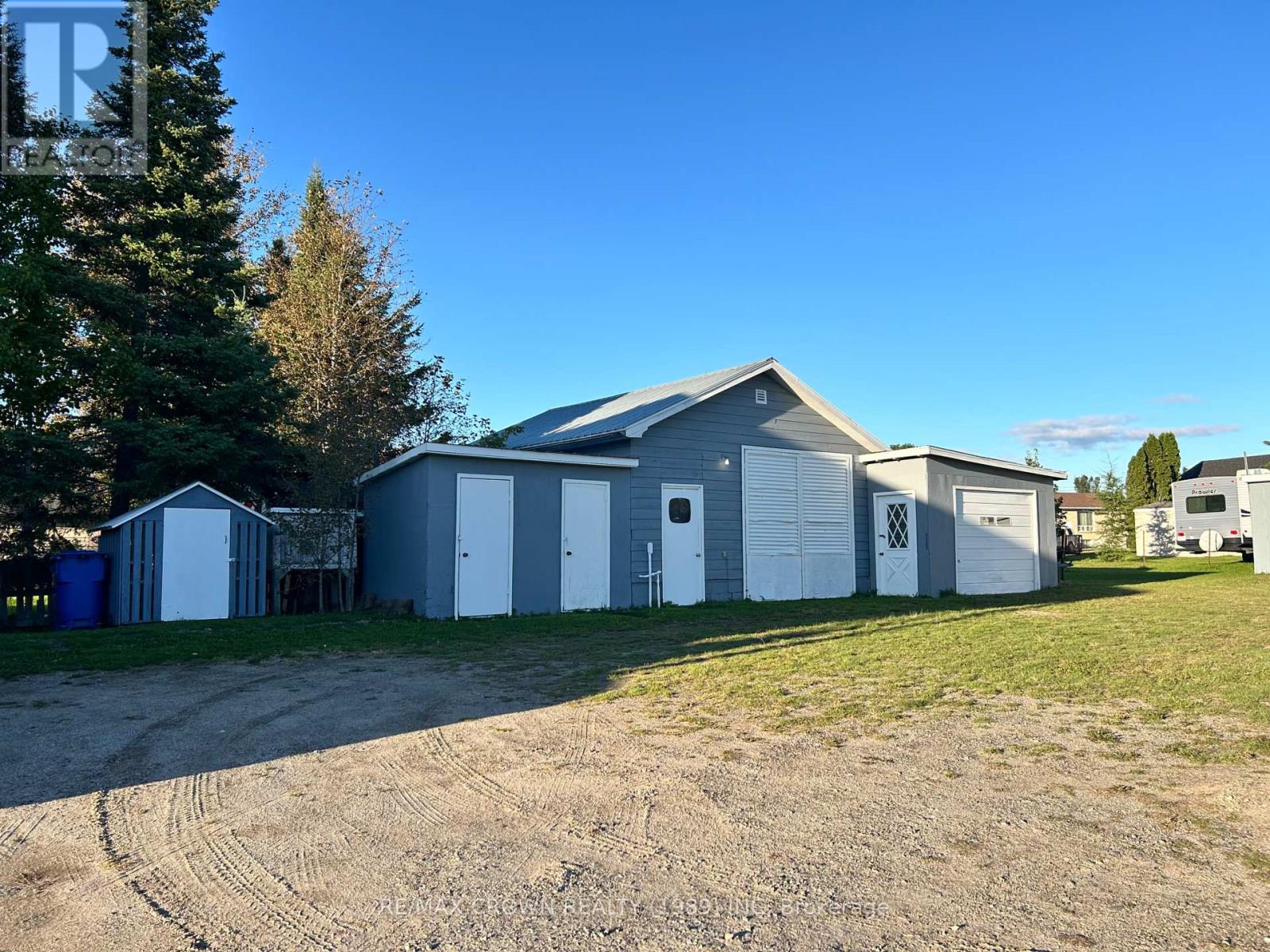 7 Brunelle Road N Property Photo 8