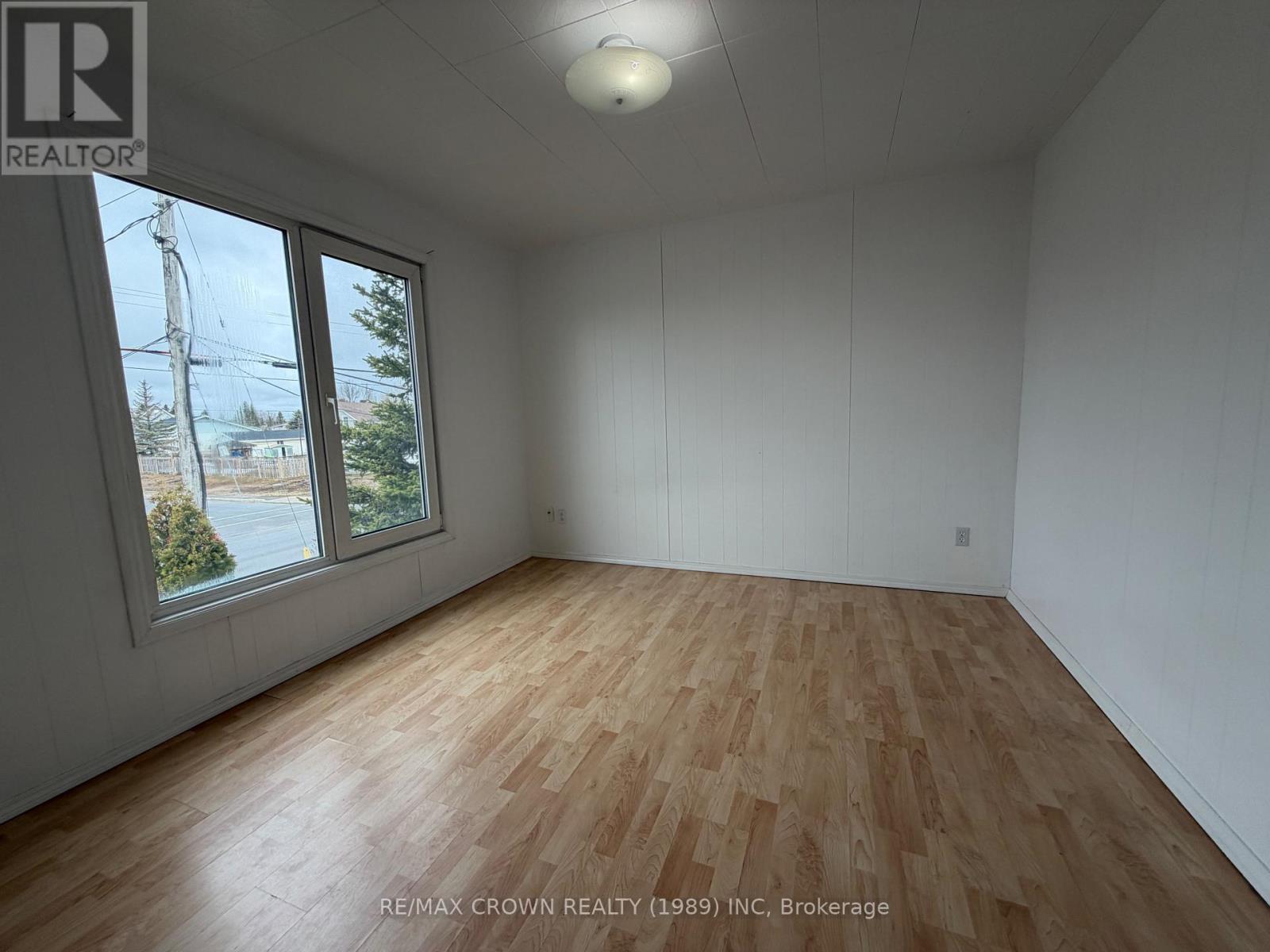 7 Brunelle Road N Property Photo 38
