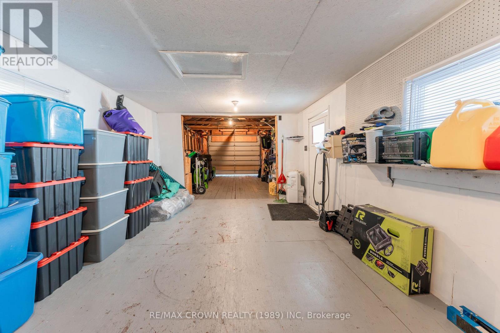 13 Pine Crescent Property Photo 4