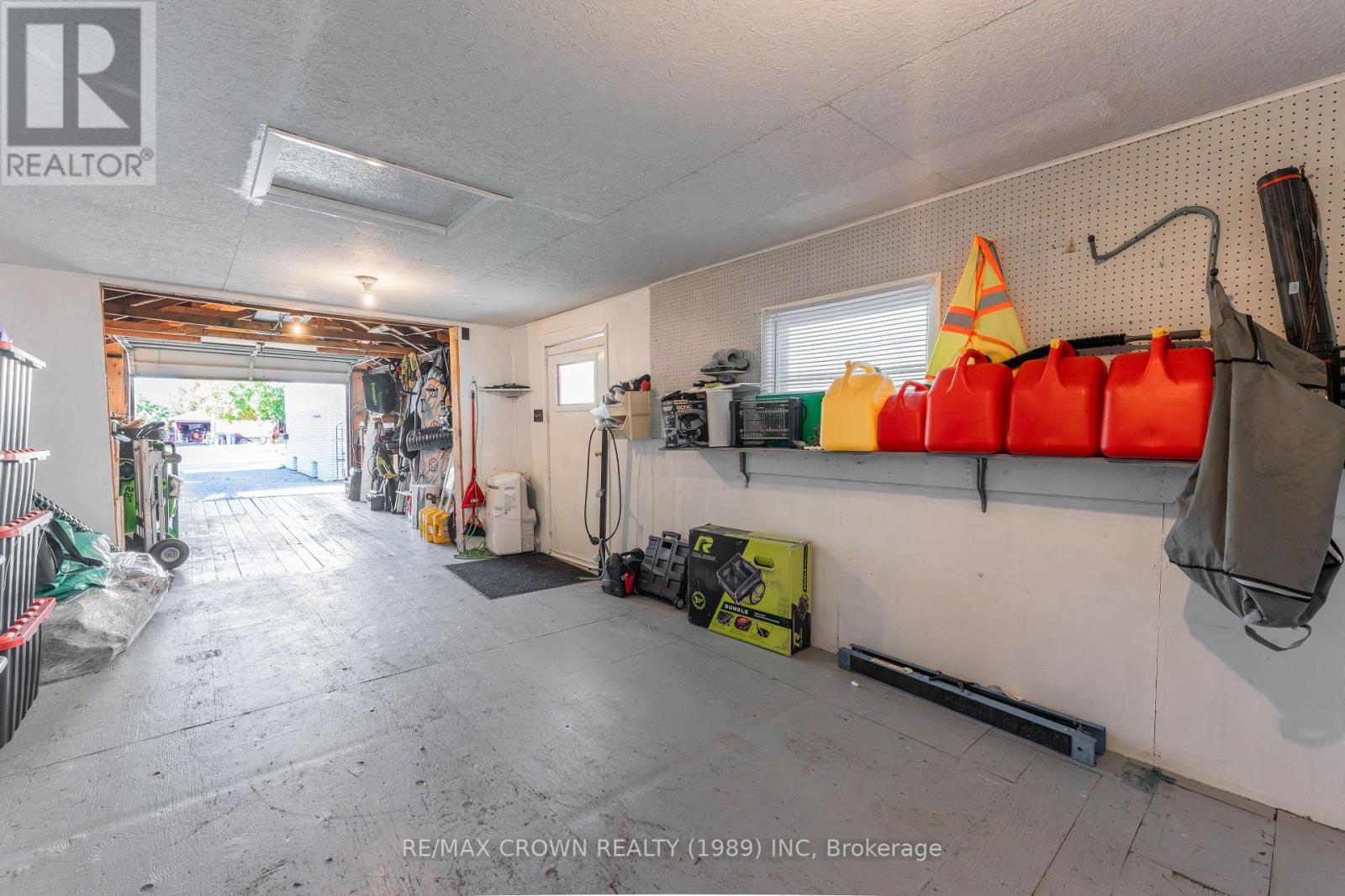 13 Pine Crescent Property Photo 44