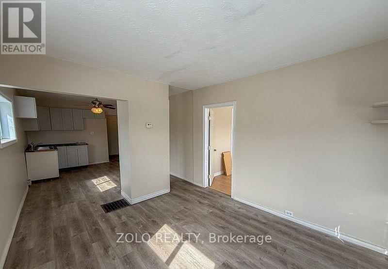 309 Cedar Street N Property Photo 3