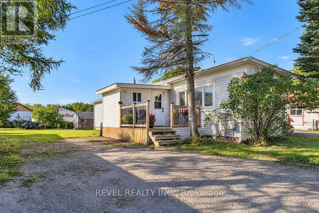 102 NOTRE DAME PLACE
