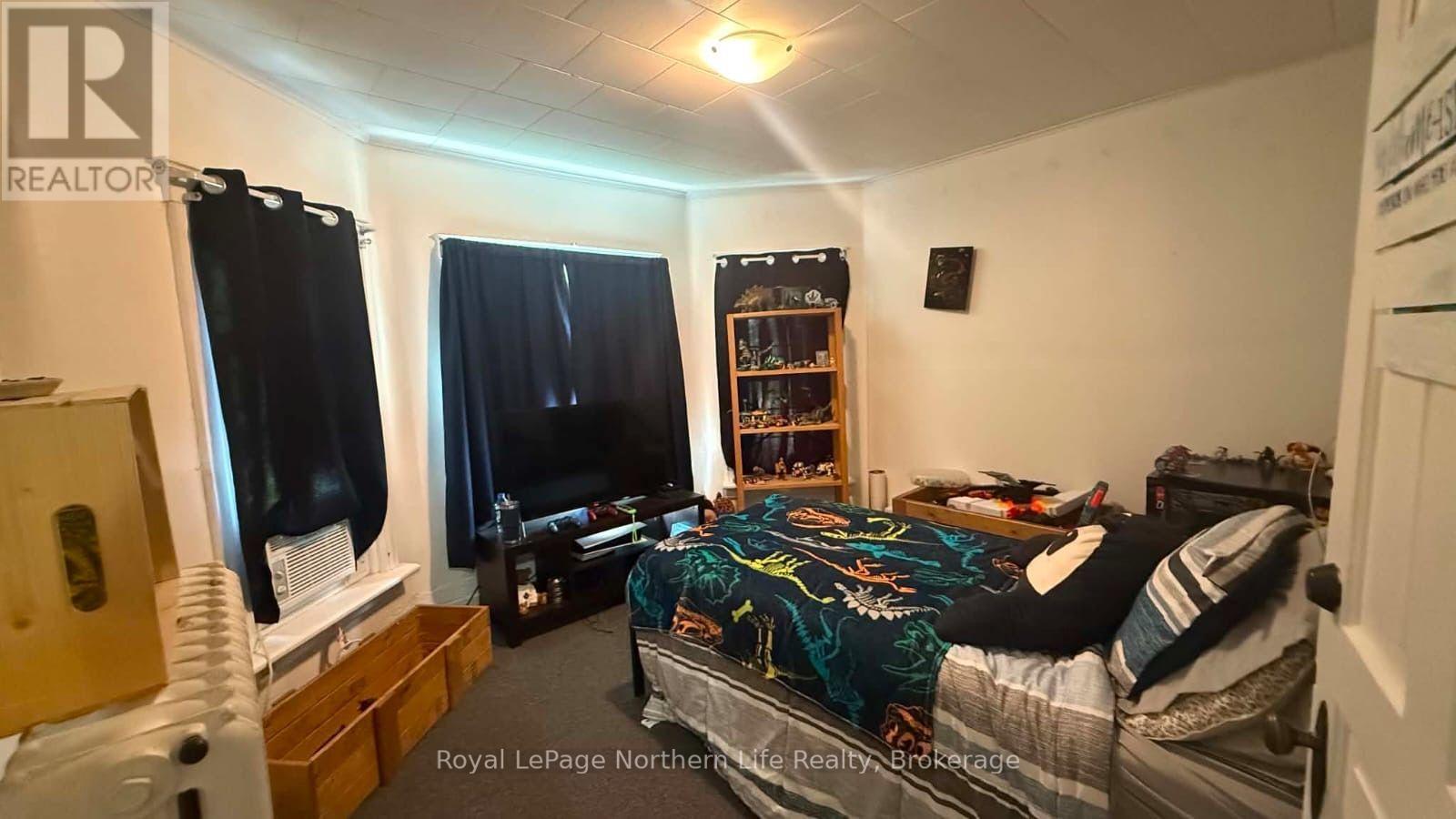 534 Rorke Avenue Property Photo 26