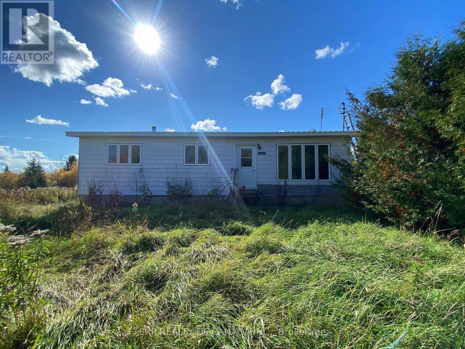 408 Silver Queen Lake Road Property Photo 1