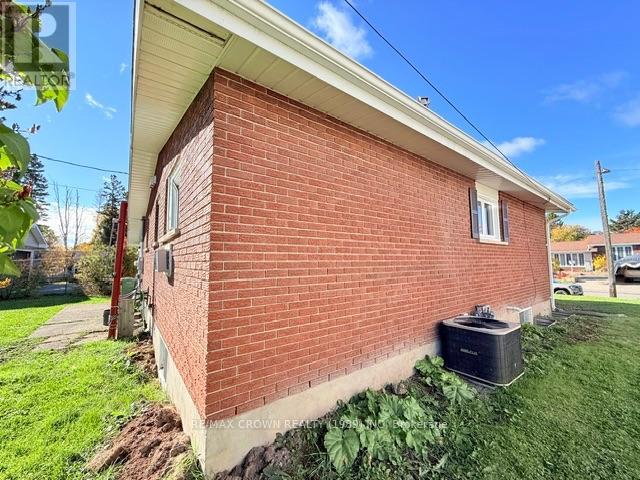 29 Seaborne Crescent Property Photo 9
