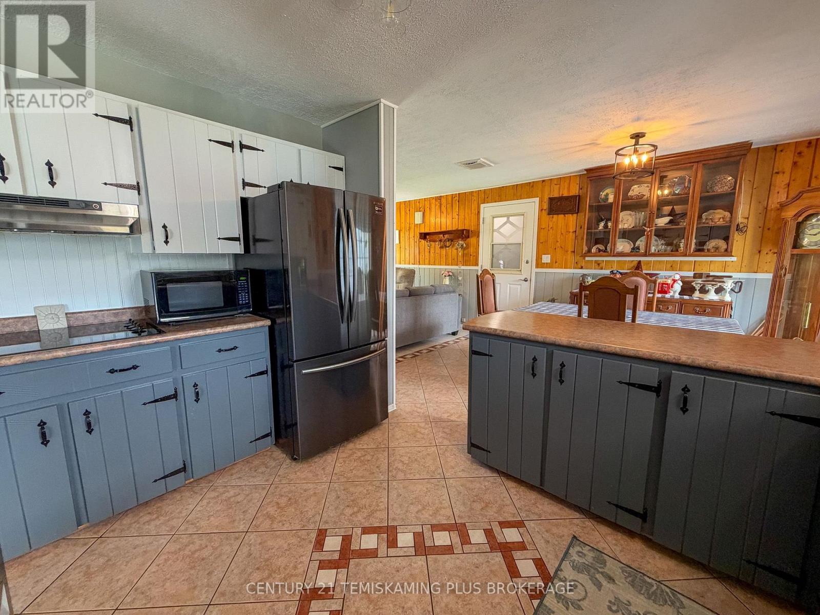 887726 Hwy 65 W Property Photo 9
