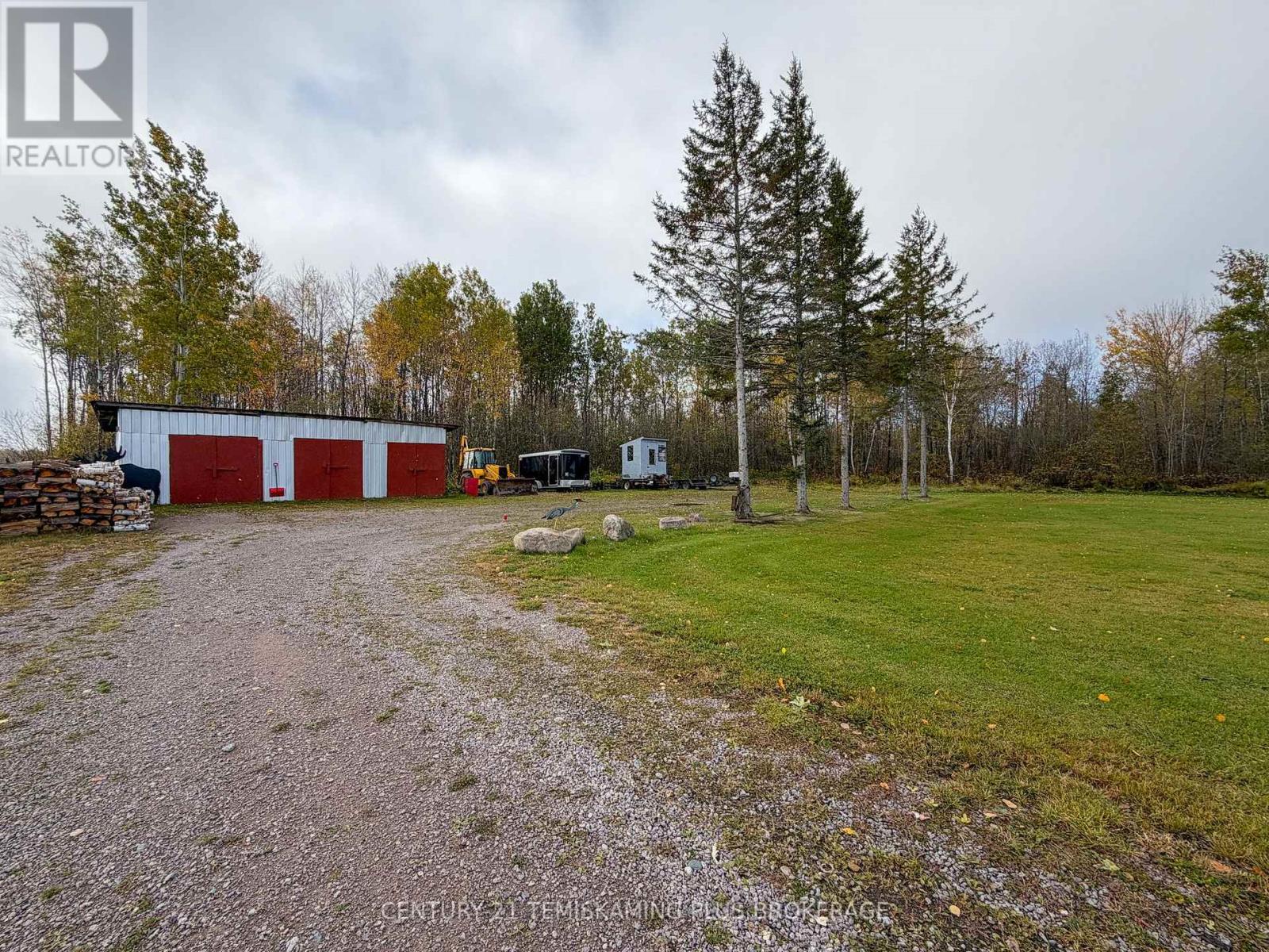 887726 Hwy 65 W Property Photo 37