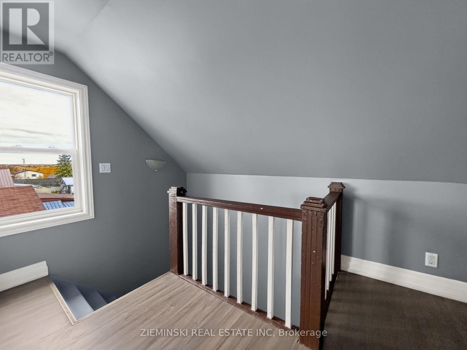 85 Marion Street Property Photo 9