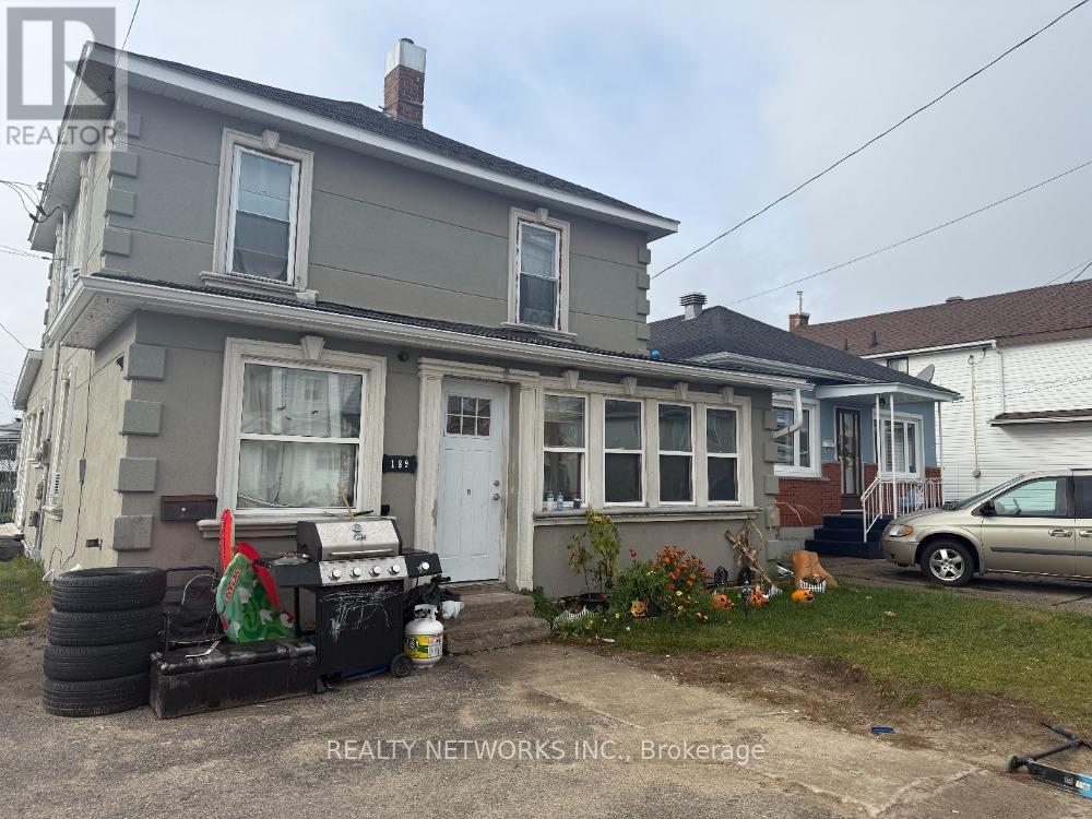 189 Balsam Street S Property Photo 2