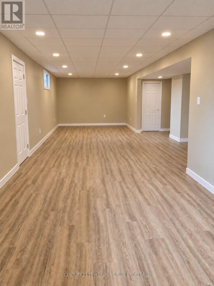24 Park Place Property Photo 14