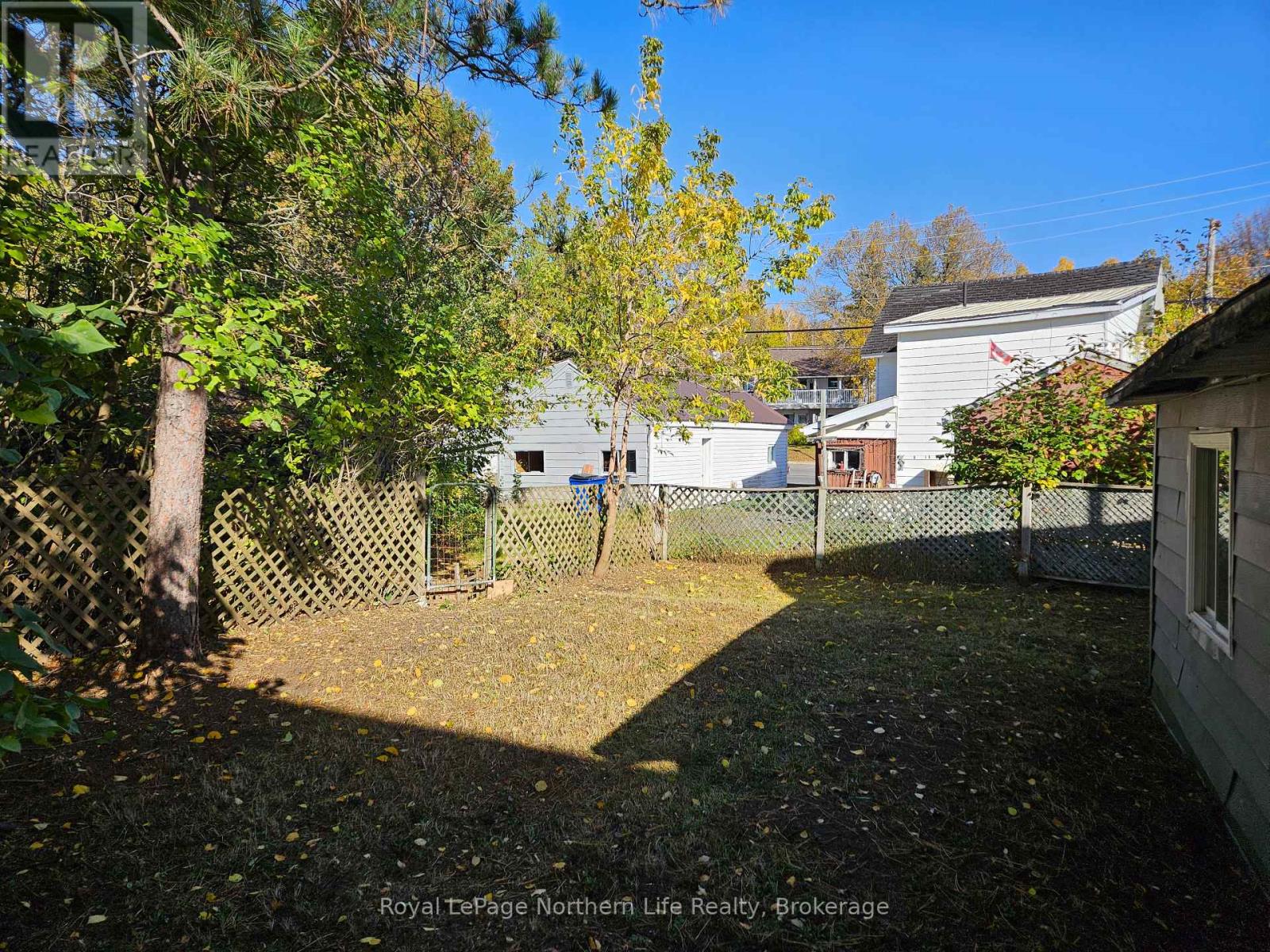 20 Lower Helen Street Property Photo 4