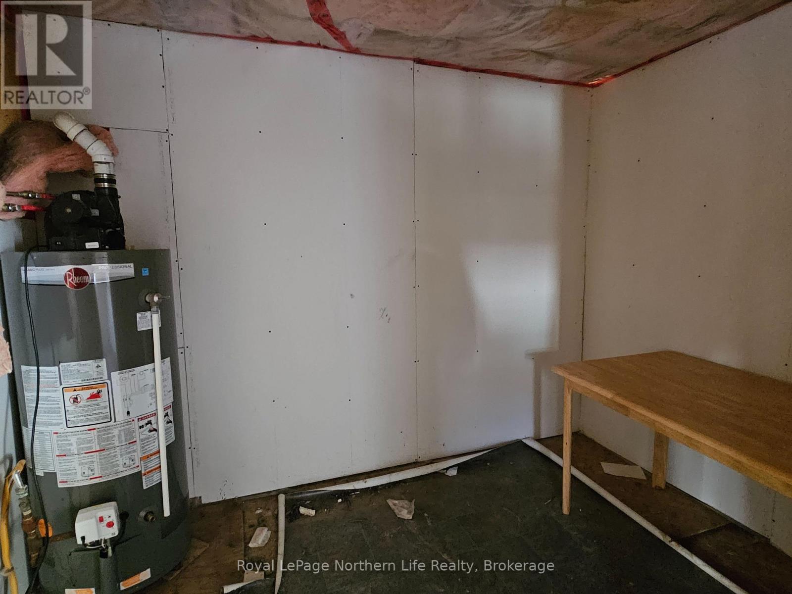 20 Lower Helen Street Property Photo 20