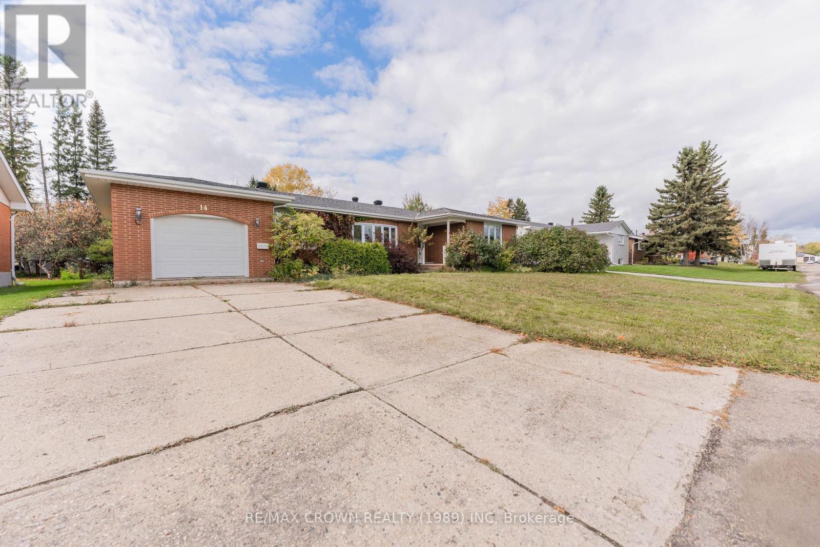 14 Kennedy Avenue Property Photo 1