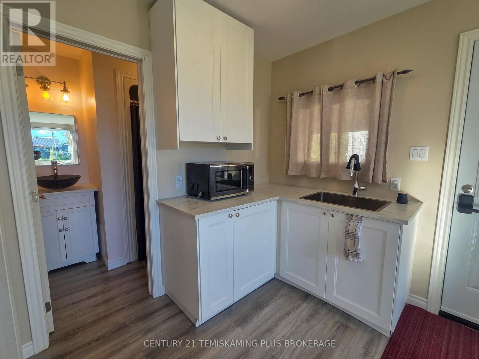 111 Second Avenue Property Photo 5