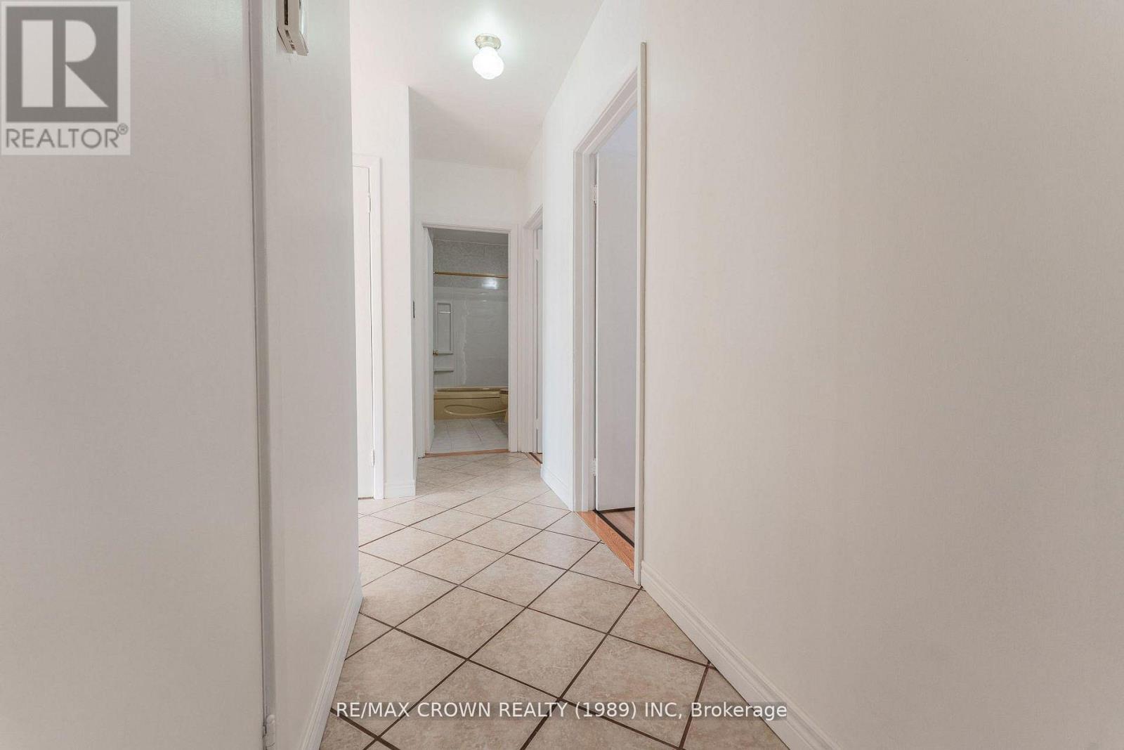 30 Pine Crescent Property Photo 13