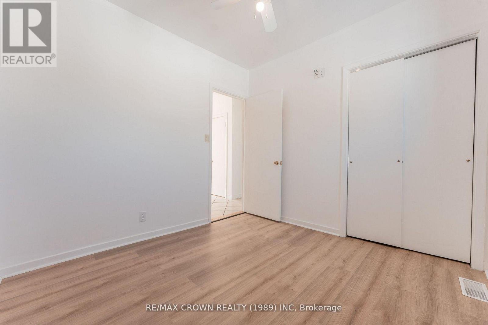 30 Pine Crescent Property Photo 15