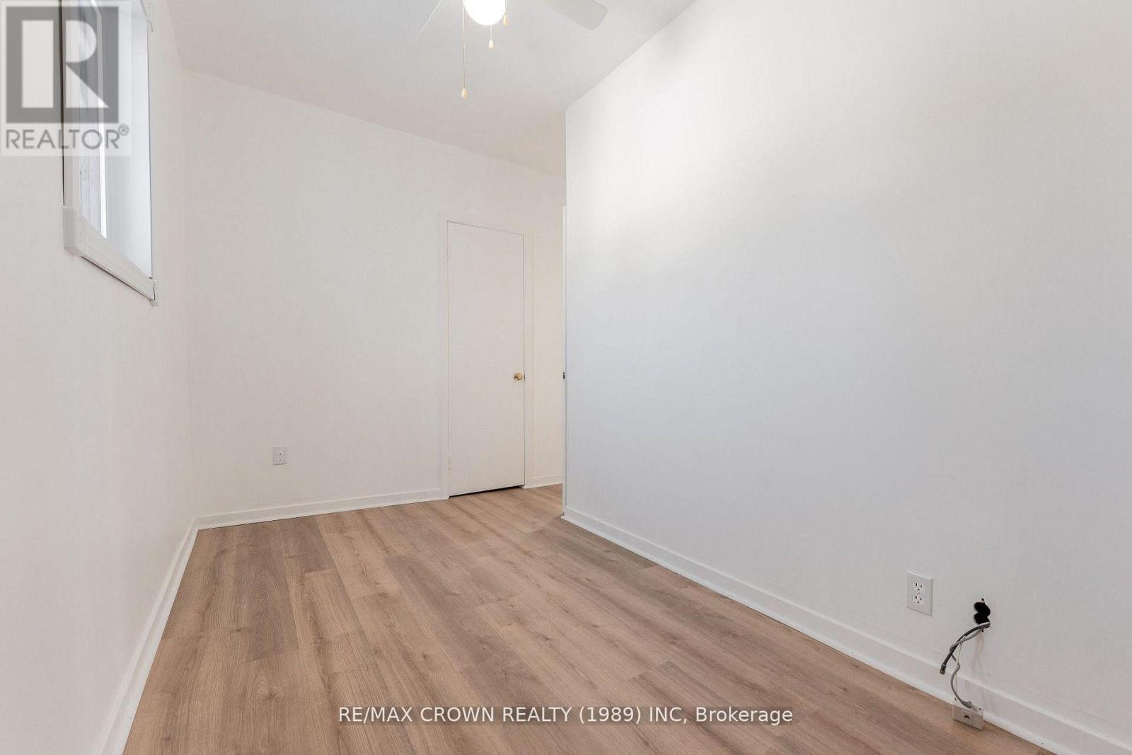 30 Pine Crescent Property Photo 17