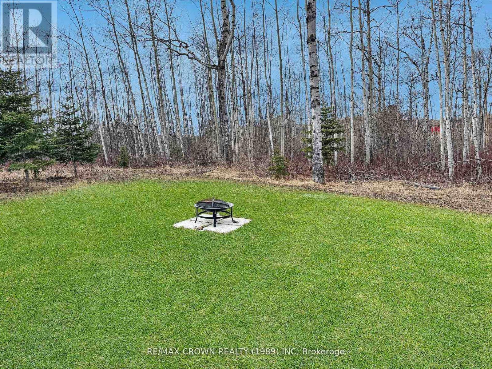 30 Pine Crescent Property Photo 45