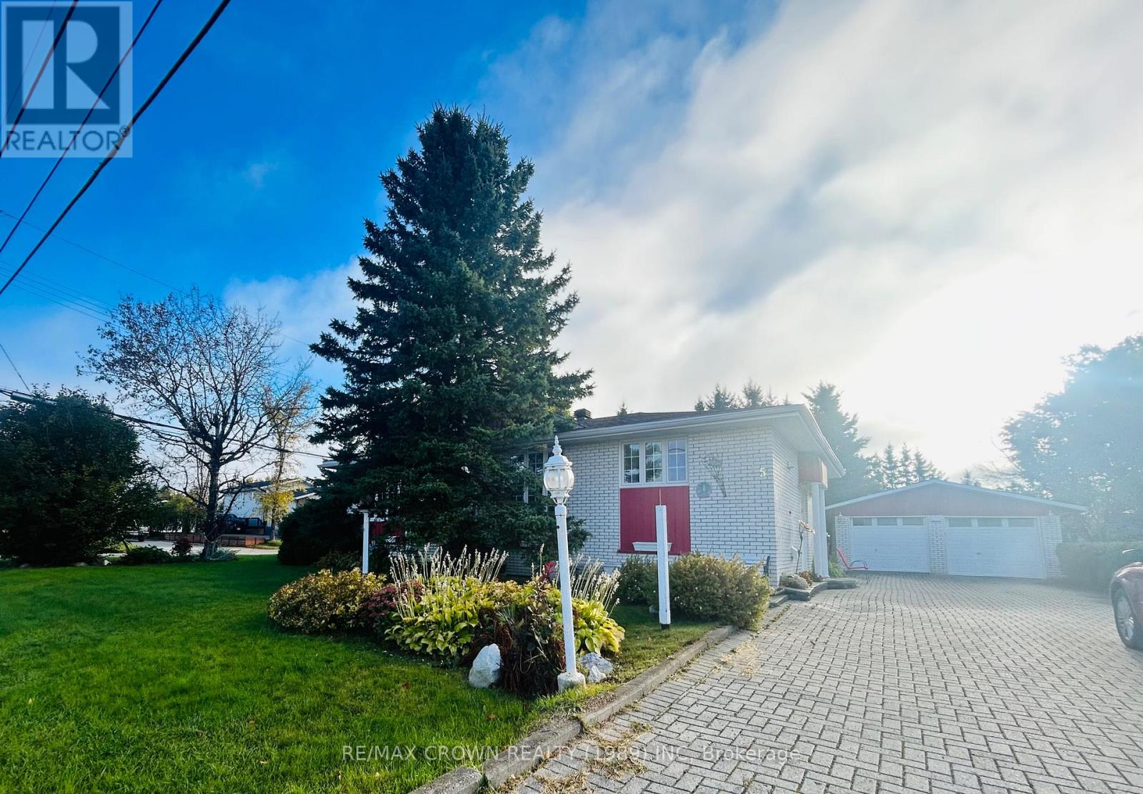 15 Lasalle Avenue Property Photo 1