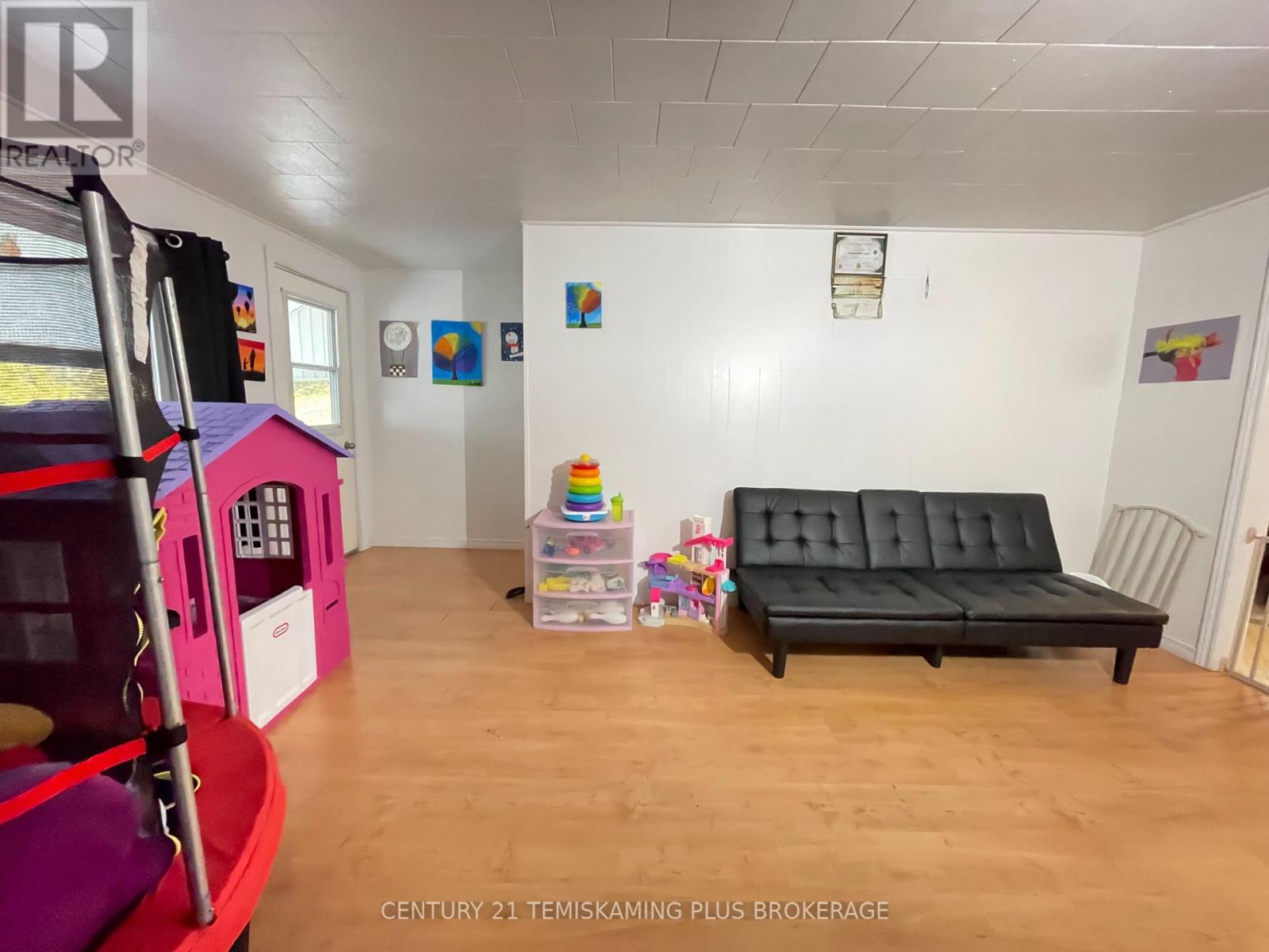 19 Prospect Avenue Property Photo 25