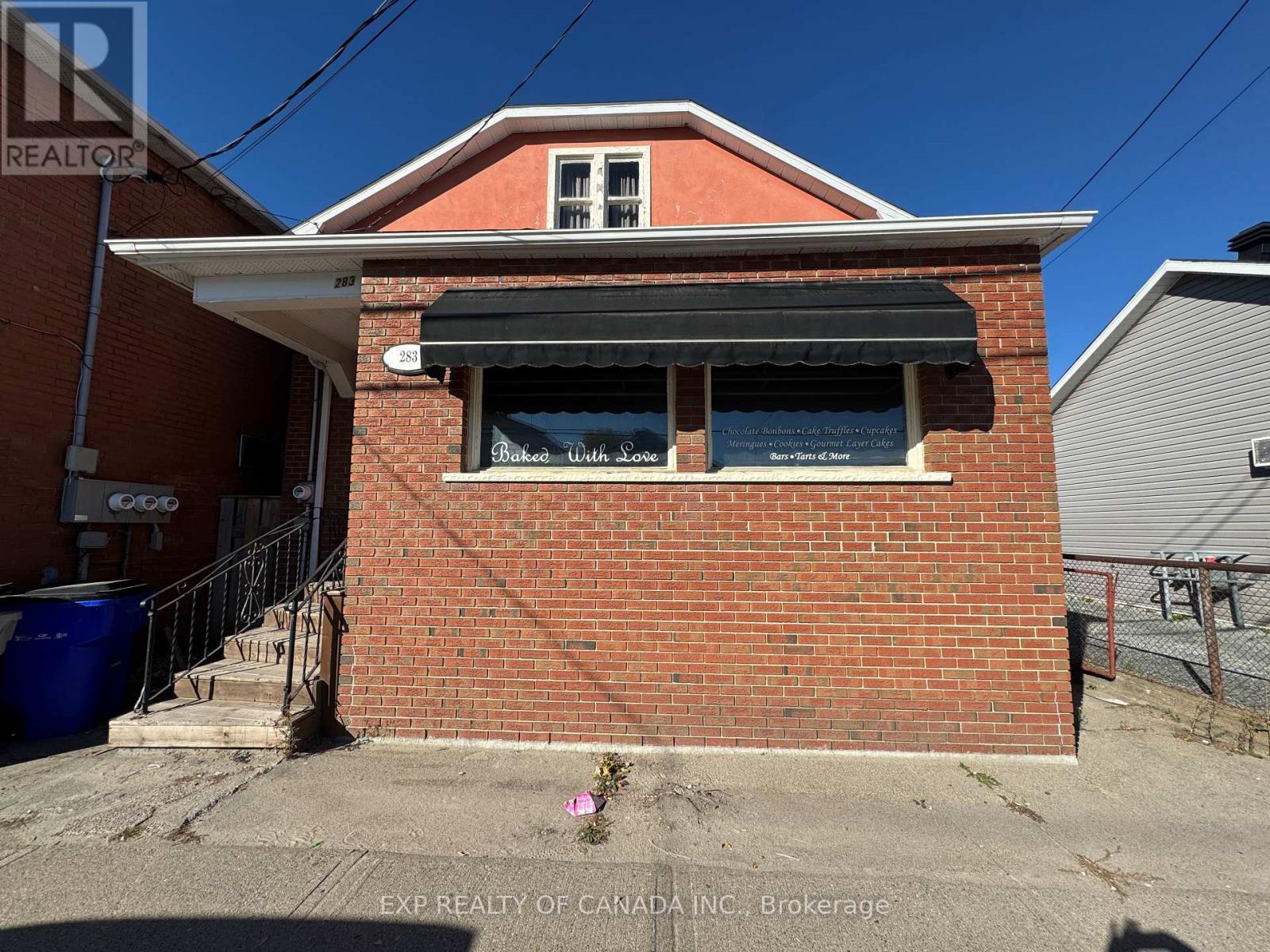 283 PINE STREET S Property Photo 1