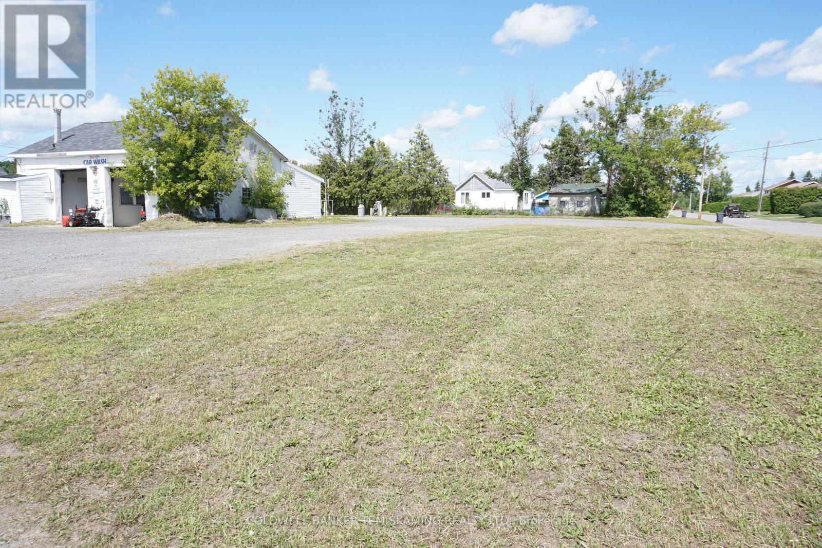 102 King Street Property Photo 25