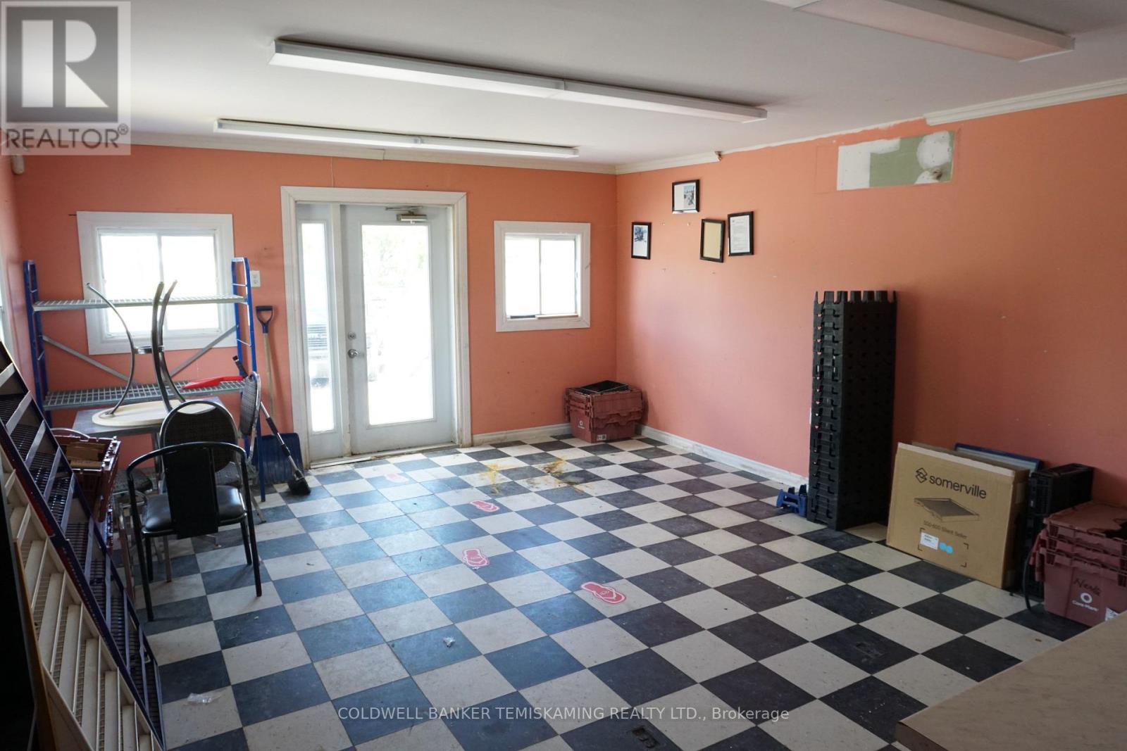 102 King Street Property Photo 26