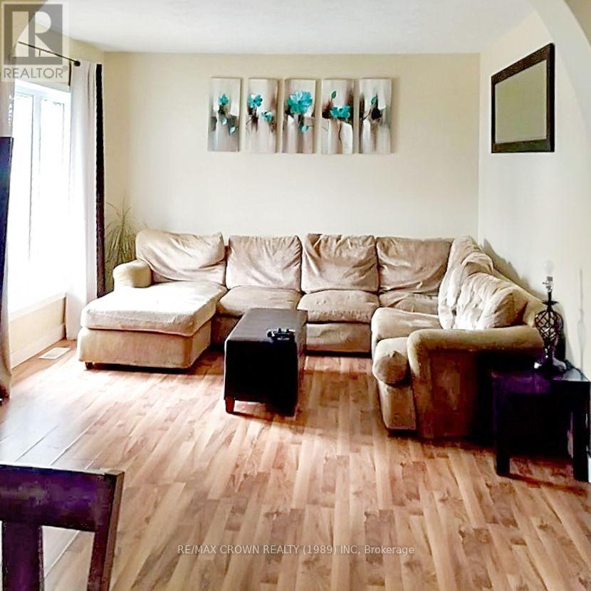 27 Stewart Avenue Property Photo 12