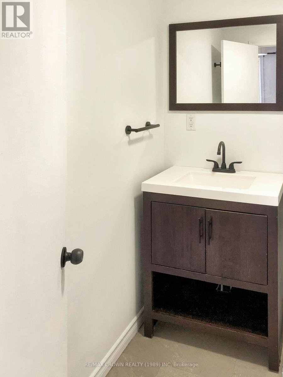 27 Stewart Avenue Property Photo 31