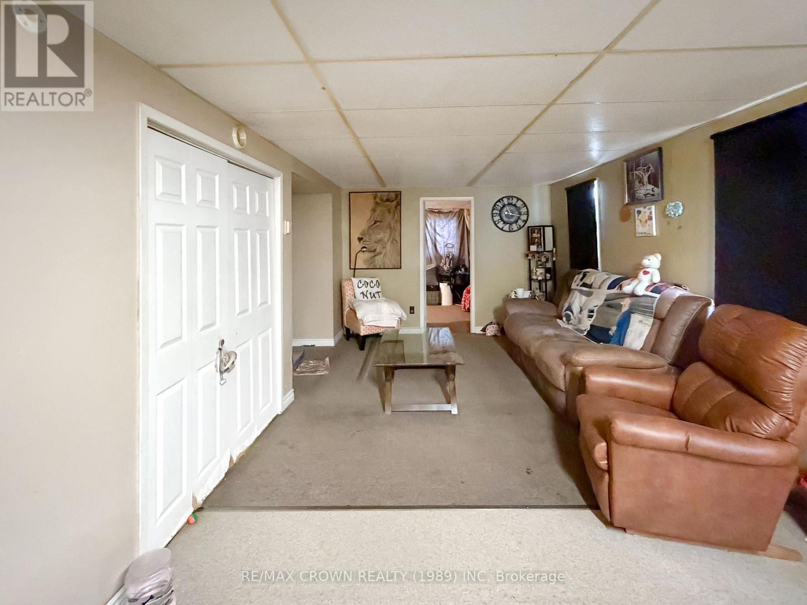 27 Stewart Avenue Property Photo 35