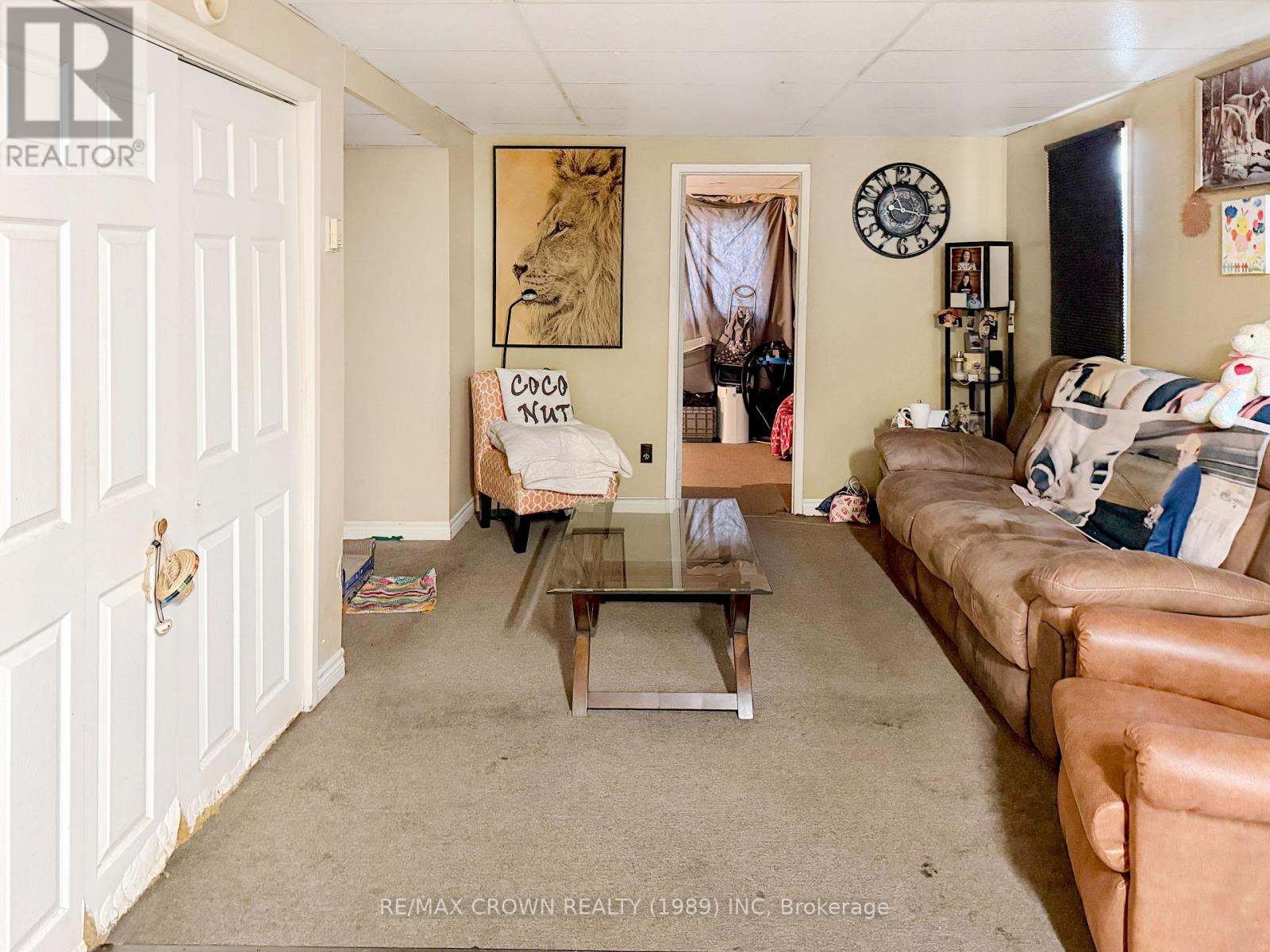 27 Stewart Avenue Property Photo 36