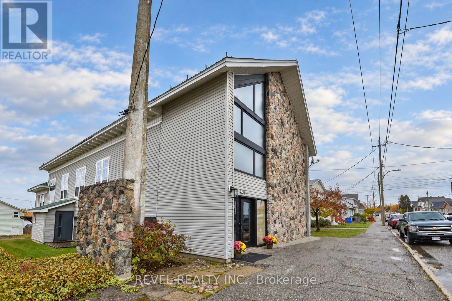 81 Father Costello Drive Property Photo 2