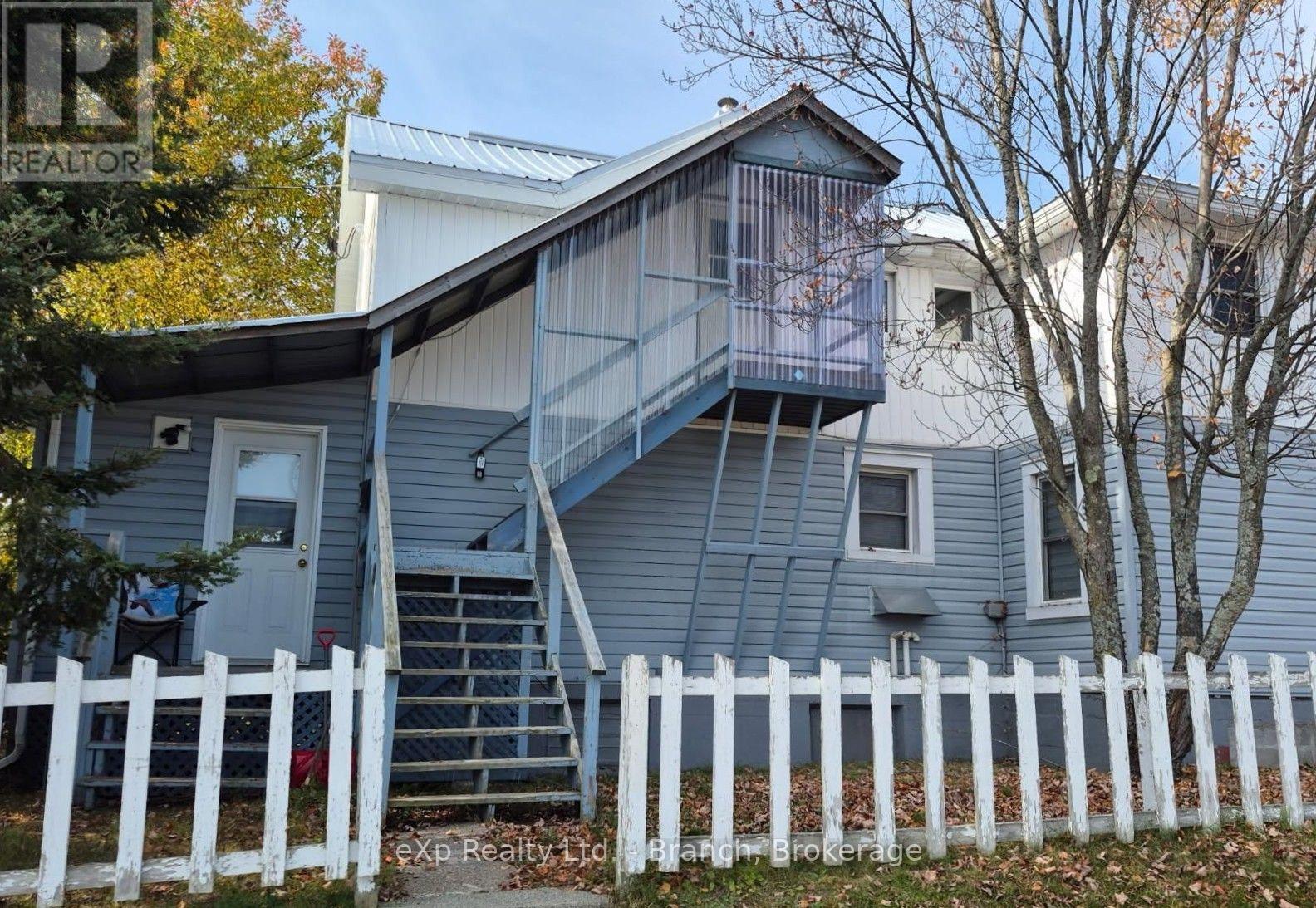 58 Second Street E Property Photo 2