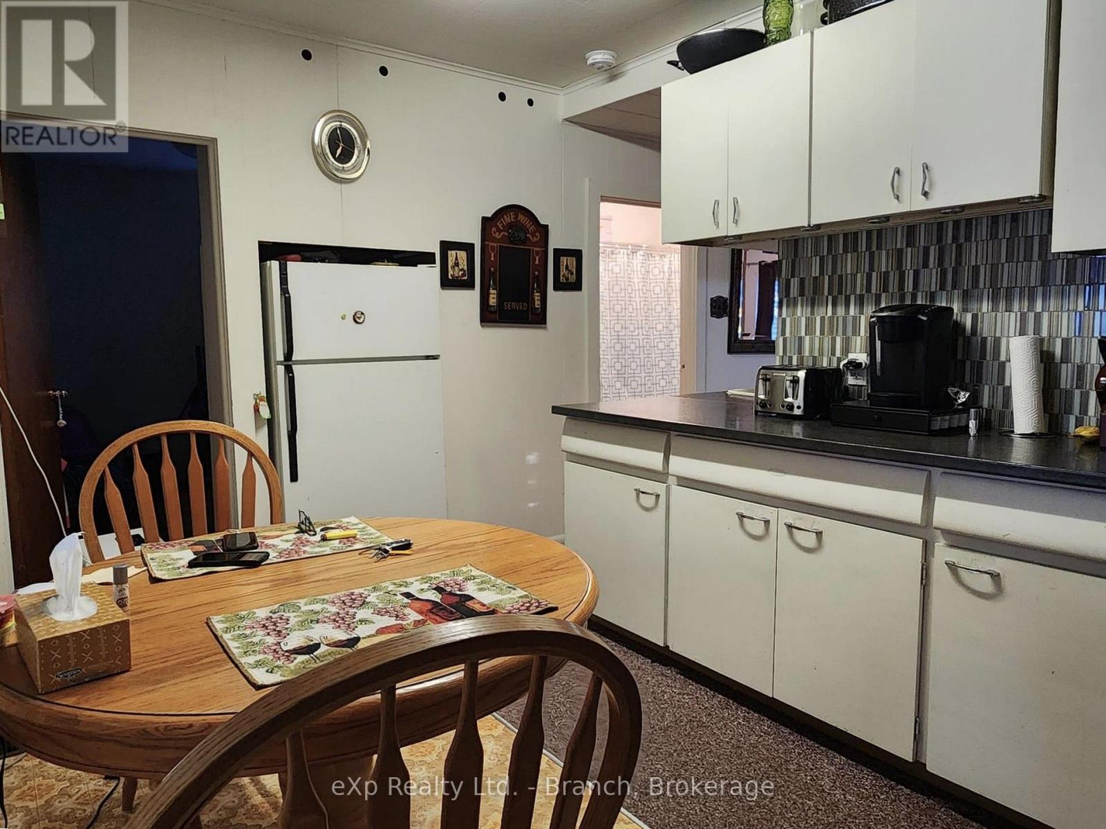 58 Second Street E Property Photo 13
