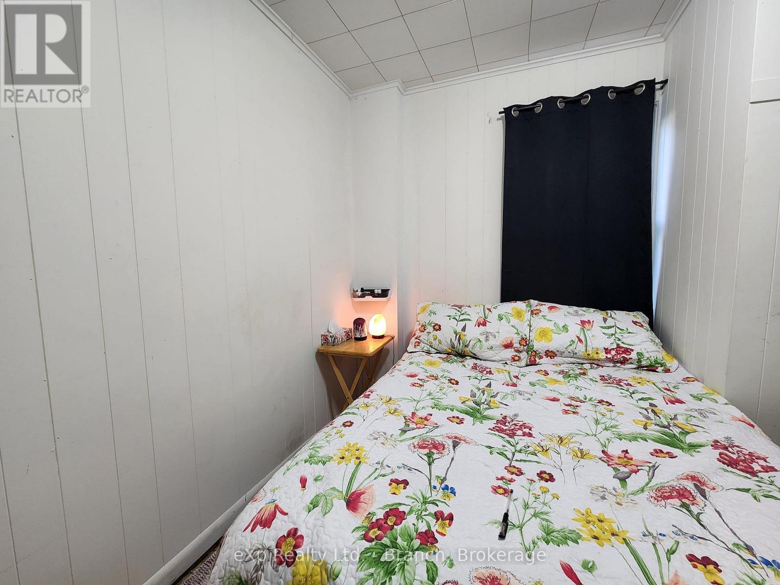 58 Second Street E Property Photo 16