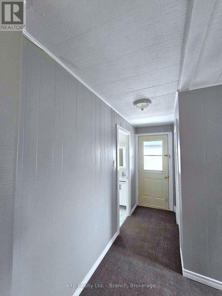 58 Second Street E Property Photo 24