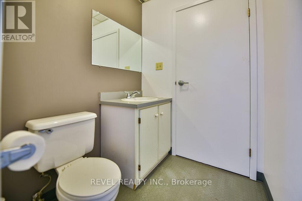 255 Algonquin Boulevard E Property Photo 10