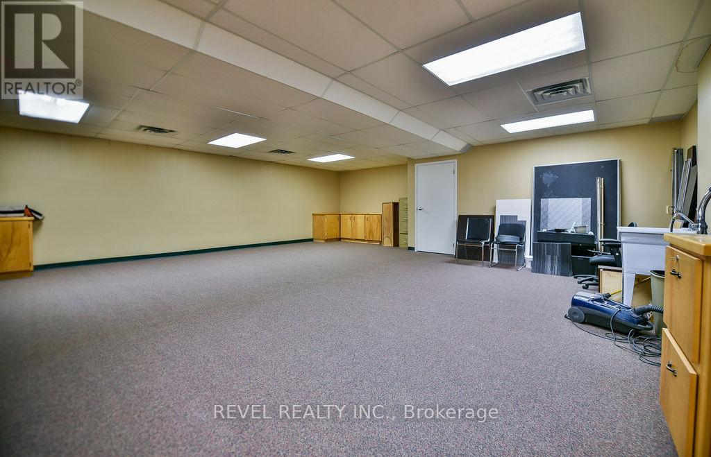 255 Algonquin Boulevard E Property Photo 22