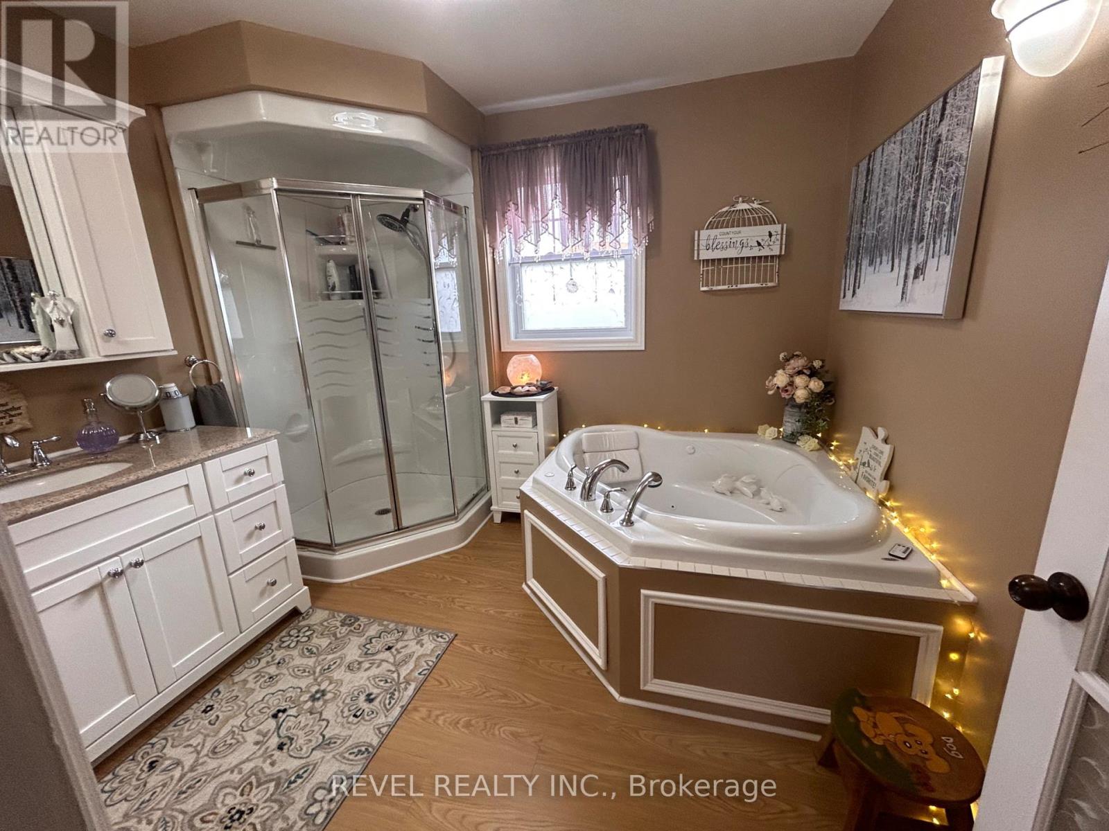 1356 Highway 11 S Property Photo 26