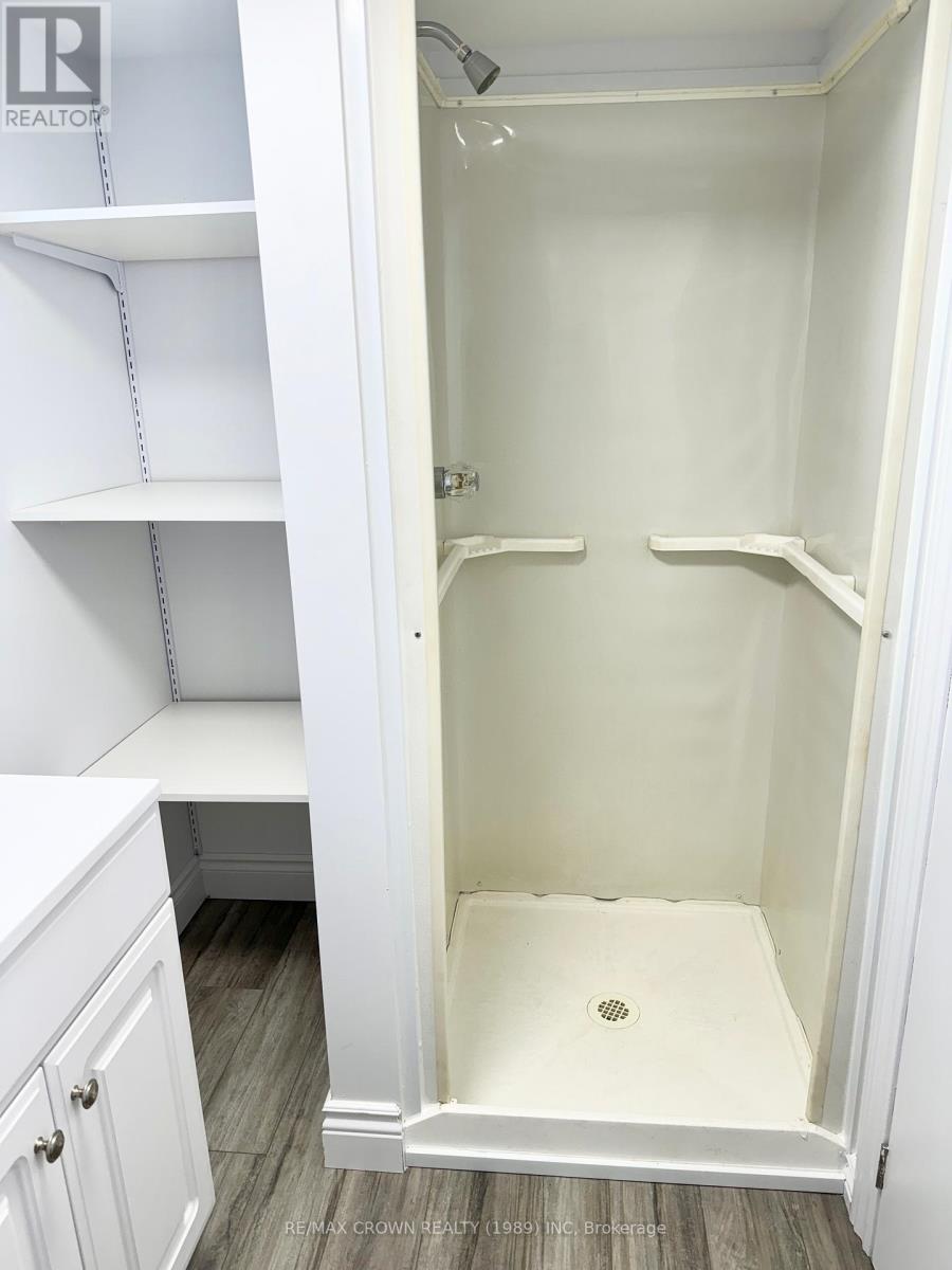 177 Elaine Avenue Property Photo 24