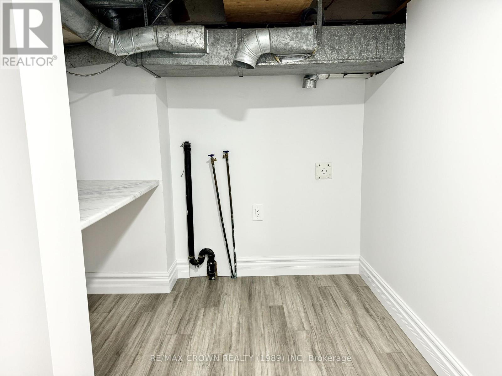 177 Elaine Avenue Property Photo 25