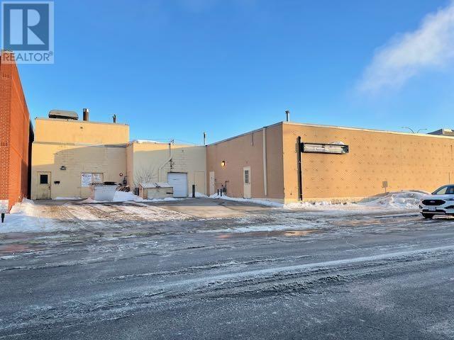34 Whyte Ave Property Photo 2