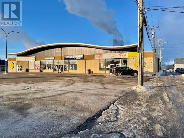 34 Whyte Ave Property Photo 5